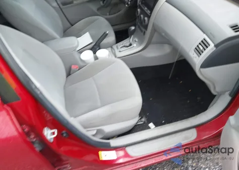 2011 Toyota Corolla Le z USA, uszkodzony, nr VIN 2T1BU4EE6BC688040